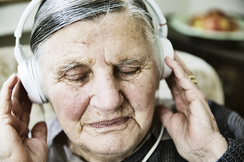 Try Music Therapy for Your Memory Care Loved One - Dawsonville, GA